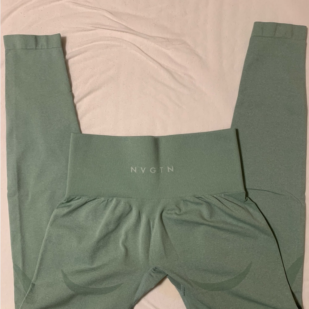 NVGTN Sage Green Contour Seamless Leggings